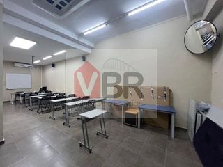 Local comercial en alquiler en L´Amistat en Valencia
