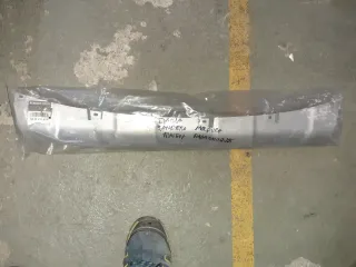 Soporte Faro Delantero Megane 2 y otras piezas Ren