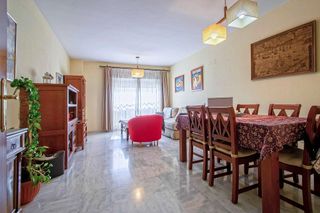 Piso en venta en Poligono Sur - La Oliva - Letanías en Sevilla