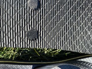 Chanclas grises con bandera Brasil