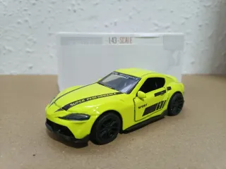 Coche 1:43 Replica Supra juguete
