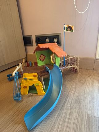 Dollhouse Playmobil con parque y Porsche