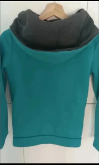 Sudadera con capucha