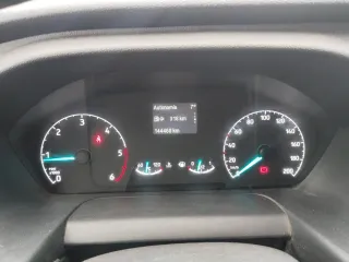 Ford Transit Custom 140000 distribución cambiada.