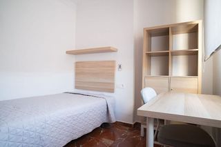 Piso en alquiler en Pajaritos - Plaza de Toros en Granada