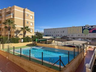 Piso en alquiler en Nueva Torrevieja - Aguas Nuevas en Torrevieja
