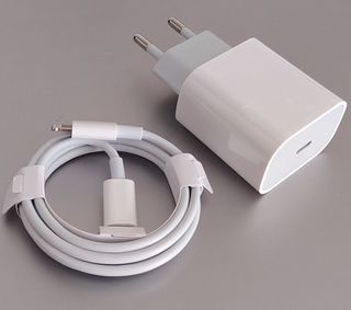 Caricabatterie condivisibile iPhone 35W con ricarica rapida PD