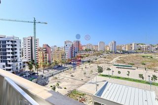 Piso en venta en Puerto Deportivo en Guardamar del Segura
