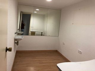 Local comercial en alquiler en Príncep de Viana - Clot -Xalets Humbert Torres en Lleida