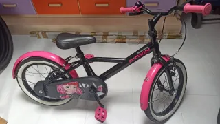 Bicicleta Monty Rosa con Cesta y Bici pequeña.