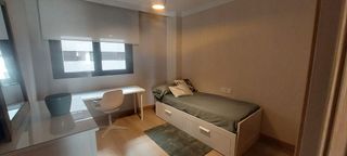 Piso en alquiler en Teatinos en Málaga