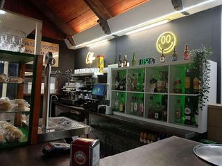 Local comercial en alquiler en Carranque - Haza Cuevas en Málaga