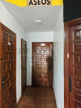 Local comercial en alquiler en Carranque - Haza Cuevas en Málaga