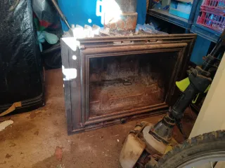 Estufa de leña antigua,