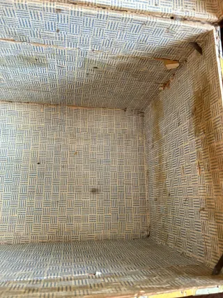 Baúl antiguo grande