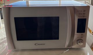Microondas Candy Blanco