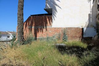 Terreno en venta en Centro Histórico en Vélez-Málaga