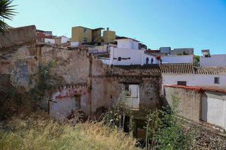 Terreno en venta en Centro Histórico en Vélez-Málaga