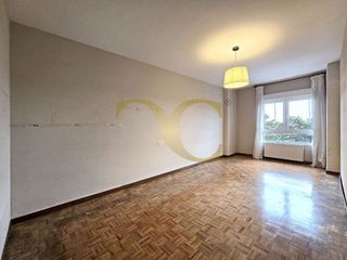 Piso en venta en Centro en Gijón