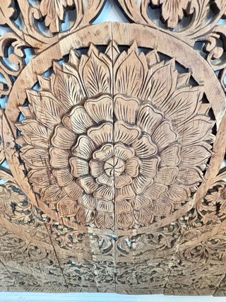 Cabecero de matrimonio de madera tallada