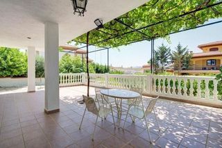 Chalet en venta en Padul