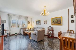 Chalet en venta en Padul