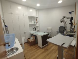 Local comercial en alquiler en Oliver en Zaragoza