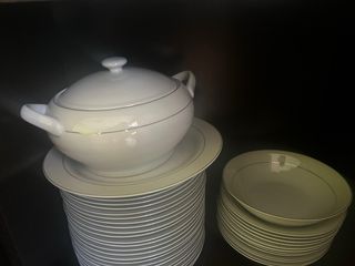 Vajilla Fine Royal Porcelain Blanca. Sin uso.