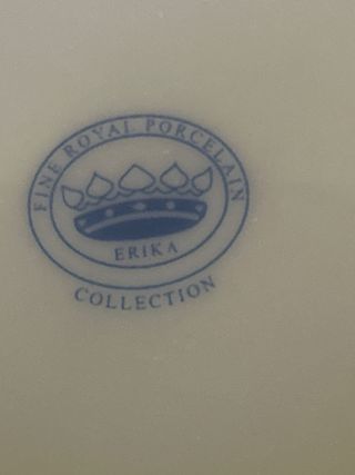 Vajilla Fine Royal Porcelain Blanca. Sin uso.