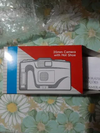 Macchina fotografica 35mm La Basilese