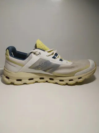 Zapatillas On Cloudvista Correr Blancas/Amarillas