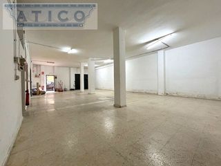 Local comercial en venta en Cruz Roja en Sevilla