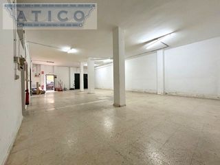 Local comercial en venta en Cruz Roja en Sevilla
