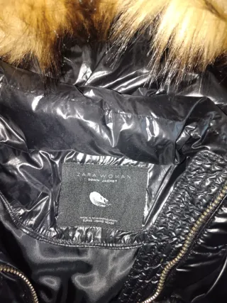 Abrigo negro mujer con capucha