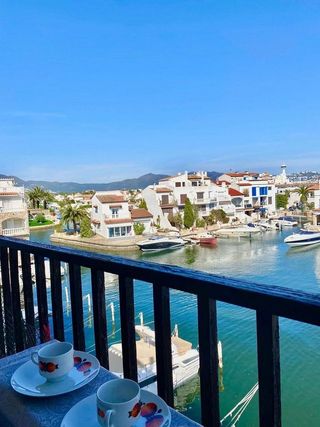 Piso en venta en Empuriabrava en Castelló d´Empúries