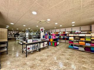 Local comercial en venta en Avinguda Catalunya en Palamós