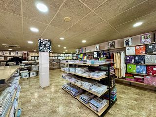 Local comercial en venta en Avinguda Catalunya en Palamós