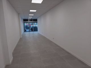 Local comercial en alquiler en Centre en Hospitalet de Llobregat, L´