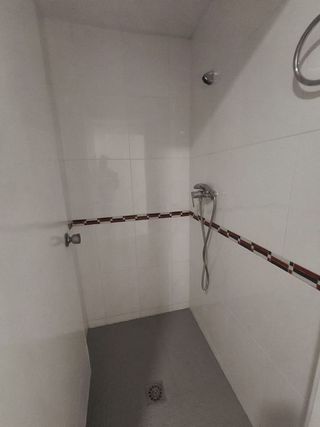 Local comercial en alquiler en Centre en Hospitalet de Llobregat, L´