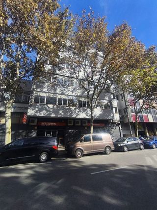 Local comercial en alquiler en Centre en Hospitalet de Llobregat, L´