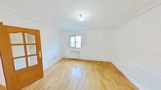 Piso en alquiler en Timón en Madrid