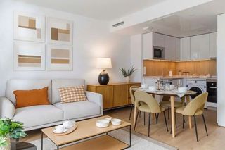 Piso en alquiler en Valdebebas - Valdefuentes en Madrid