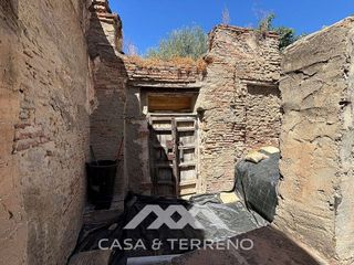 Terreno en venta en Centro Histórico en Vélez-Málaga