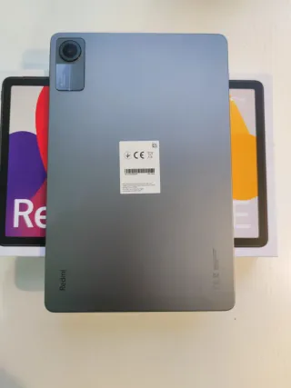 Tablet Xiaomi Redmi Pad SE Negra y Blanca