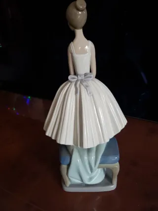 Figura Nao de Lladro Bailarina