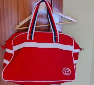 Bolsa grande deportiva roja