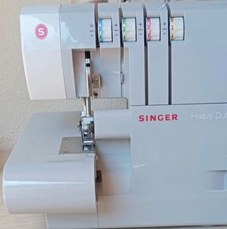 Remalladora Singer Heavy Duty