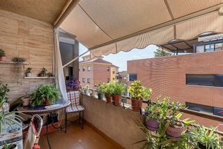 Piso en venta en Bola de Oro - Serrallo en Granada