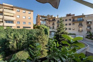 Piso en venta en Bola de Oro - Serrallo en Granada