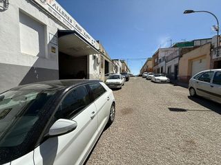 Nave industrial en venta en Puebla de la Calzada